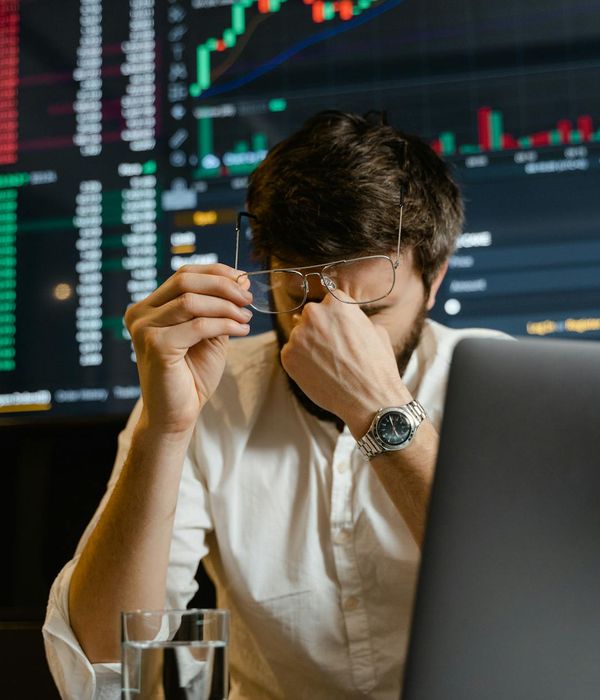 Banking professionals embracing digital transformation culture